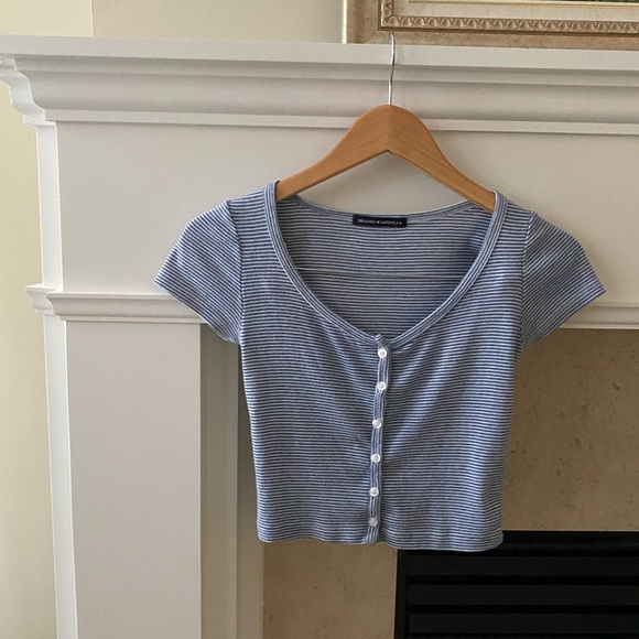 SOLD Brandy Melville Striped Zelly Top - Picture 3 of 6